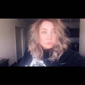 Meet your Posher, Maci